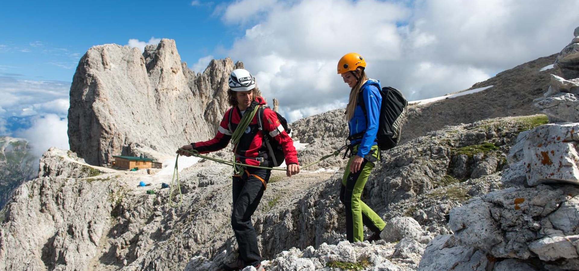 fruehling sommer urlaub suedtirol dolomiten voels